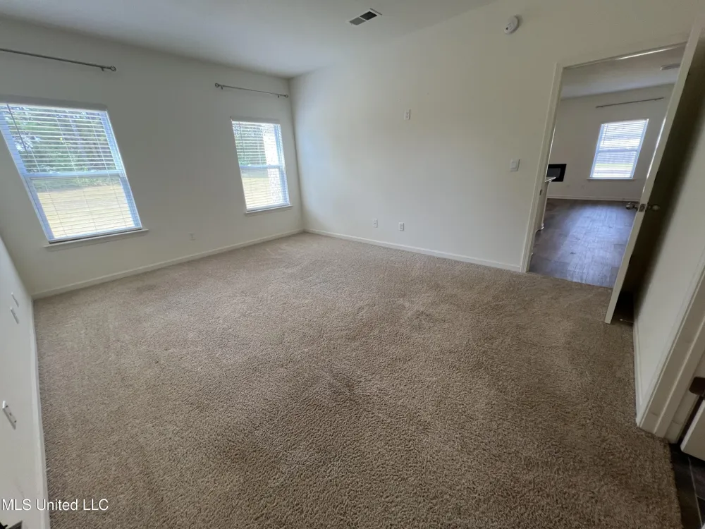 2427 Hyacinth Lane Hernando, MS 38632
