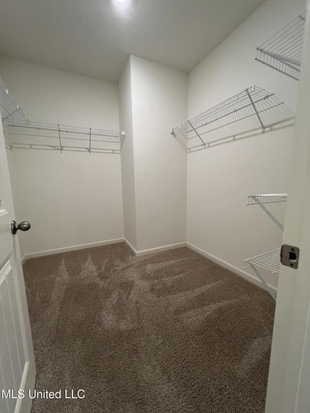 2427 Hyacinth Lane Hernando, MS 38632