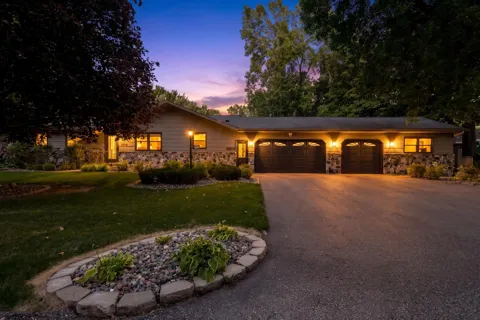 6835 Rosemary Road