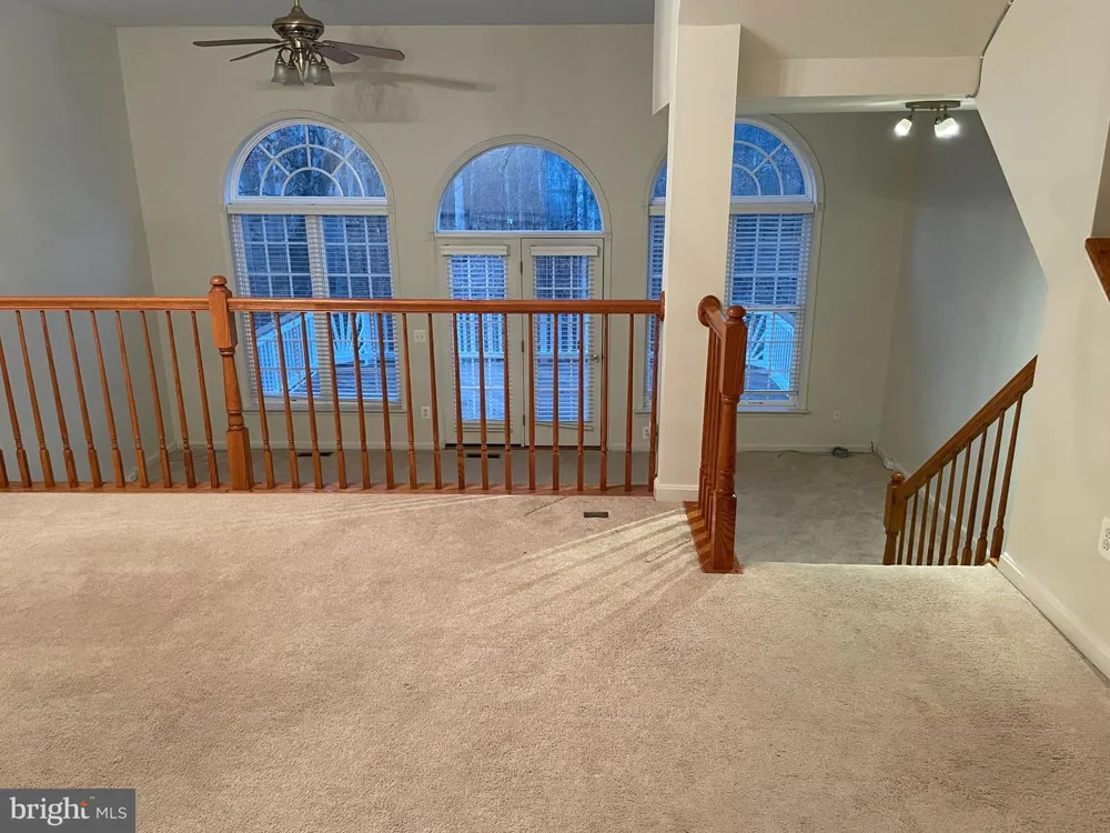18405 SIERRA SPRINGS SQUARE Leesburg, VA 20176