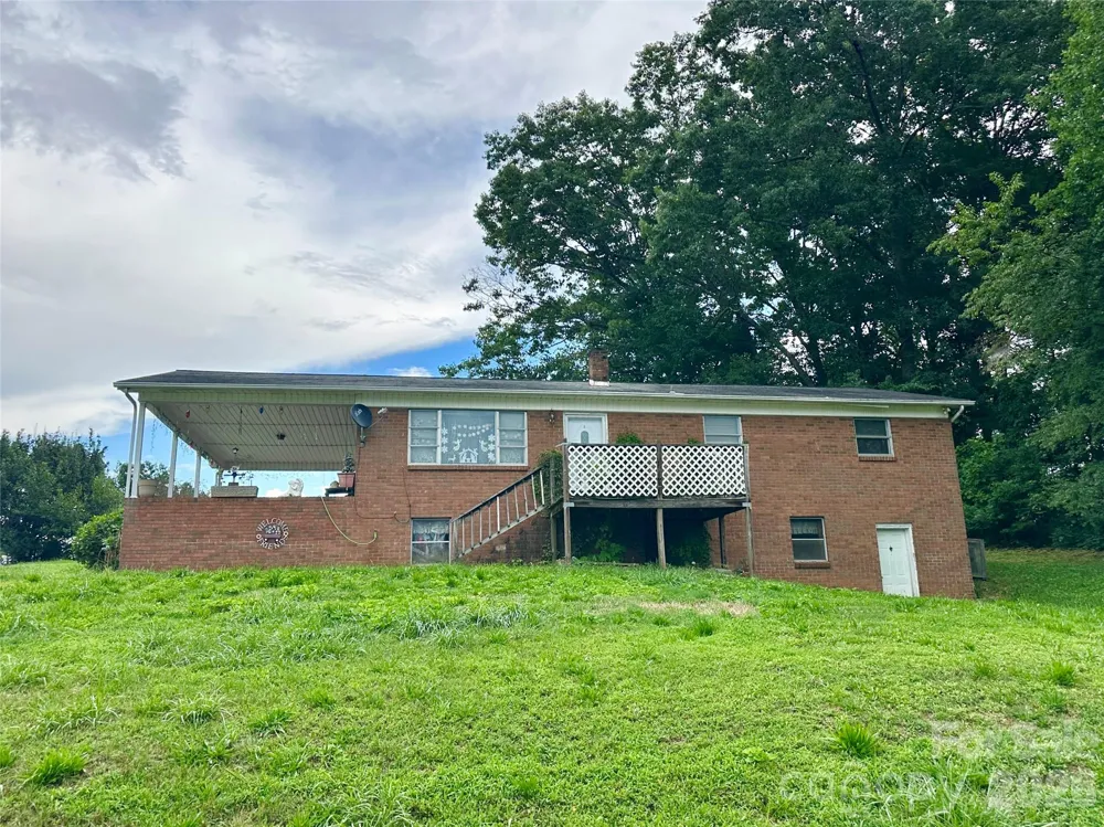 2687 Ellis Deal Avenue Valdese, NC 28690