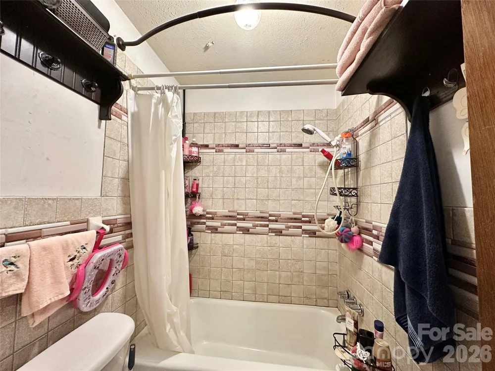 2687 Ellis Deal Avenue Valdese, NC 28690