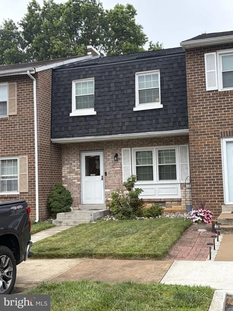 14709 ENDSLEY TURN Woodbridge, VA 22193