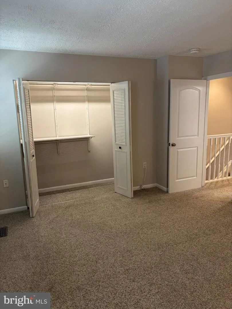 14709 ENDSLEY TURN Woodbridge, VA 22193