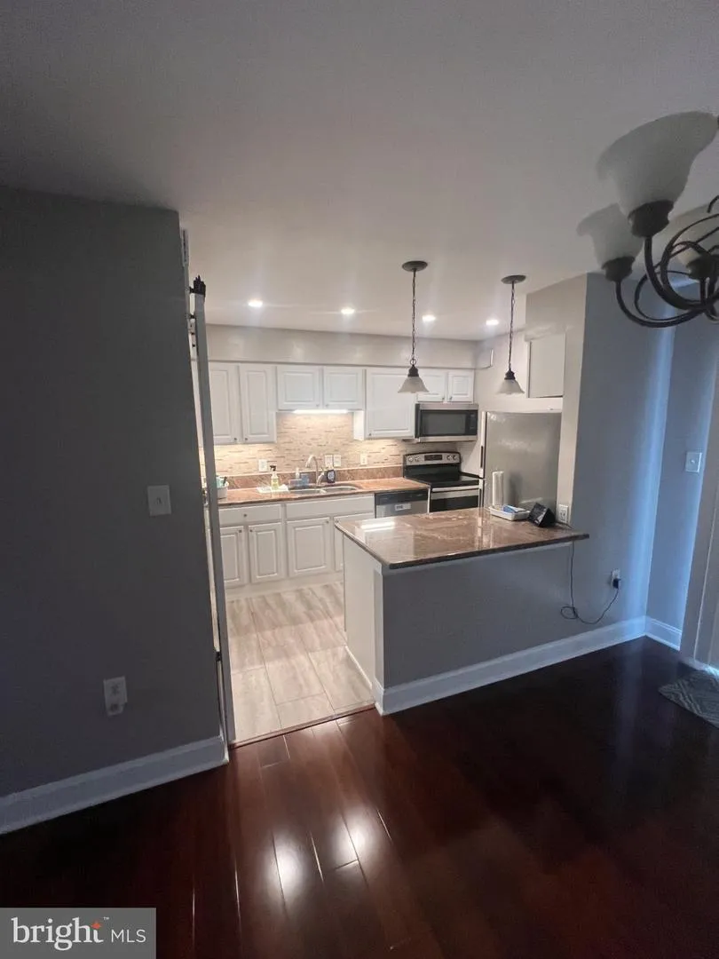 14709 ENDSLEY TURN Woodbridge, VA 22193