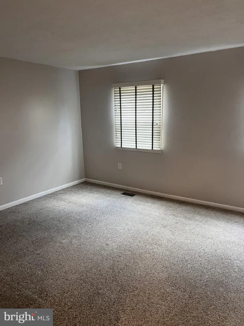 14709 ENDSLEY TURN Woodbridge, VA 22193