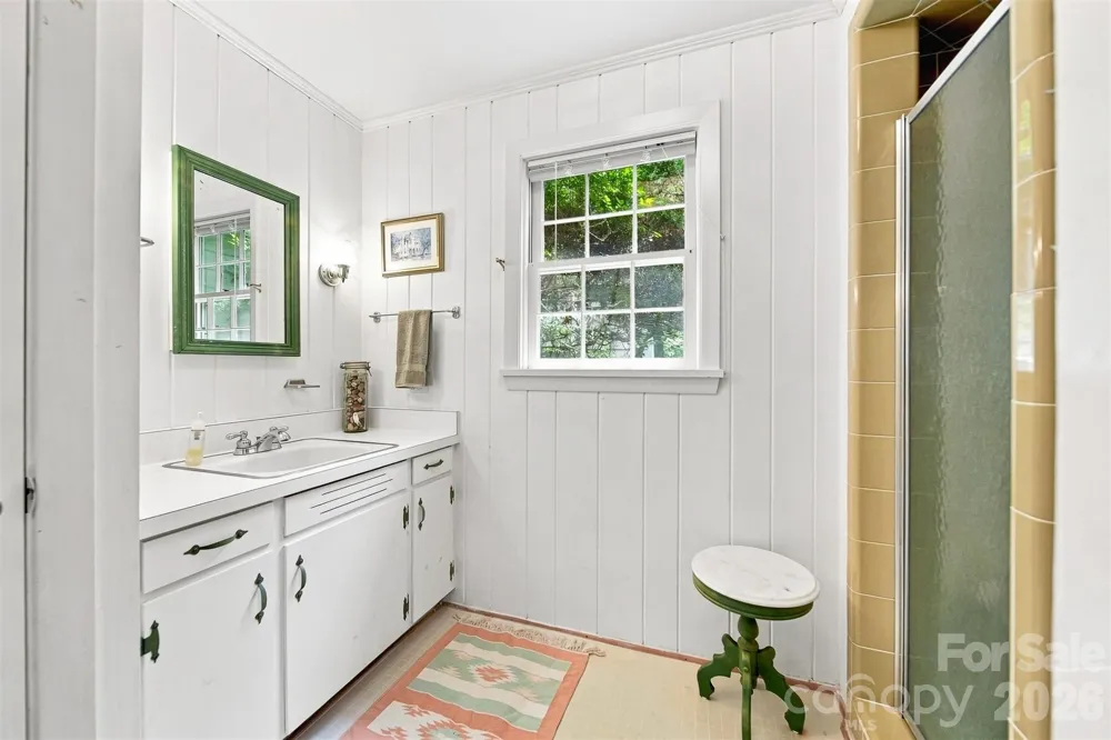 6354 Gingercake Road Newland, NC 28657