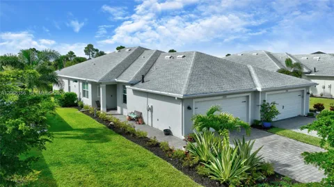 17709 Woodland Ct.