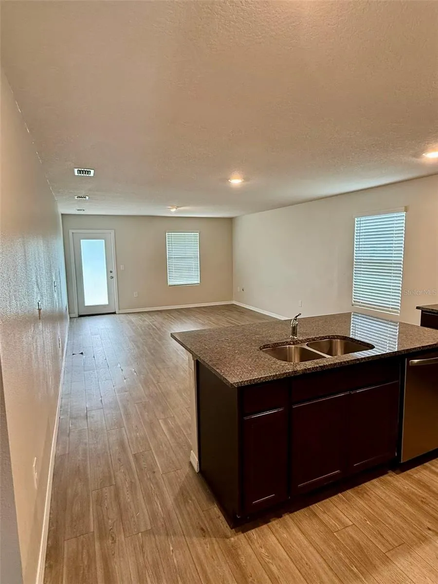 1127 GRAND CYPRESS COURT Jacksonville, FL 32221