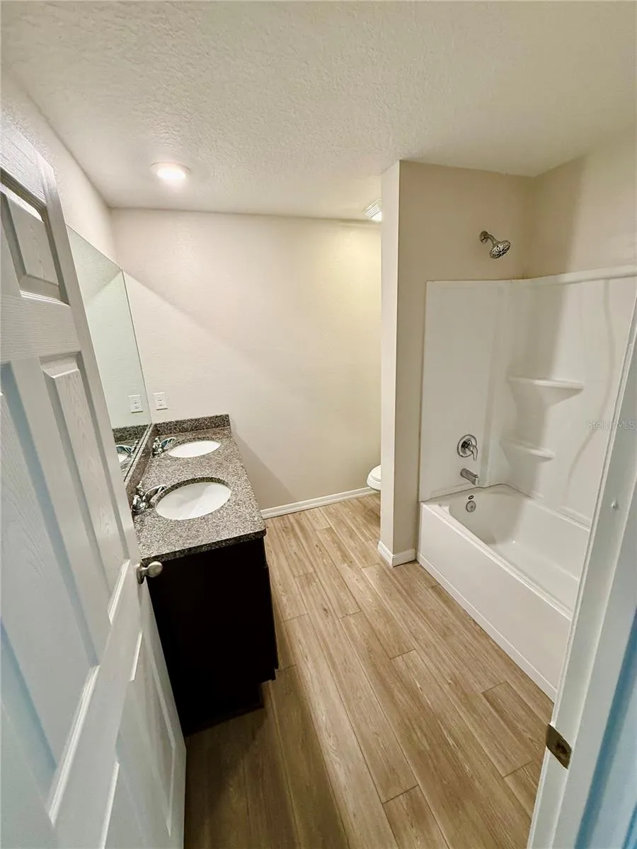 1127 GRAND CYPRESS COURT Jacksonville, FL 32221