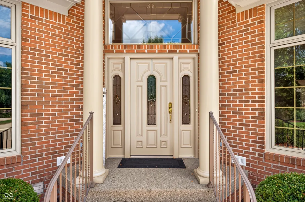 1514 Ashwood Court Greenwood, IN 46143