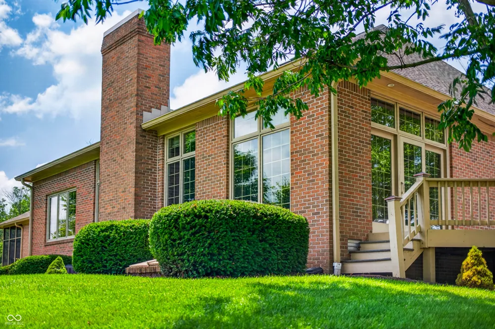 1514 Ashwood Court Greenwood, IN 46143