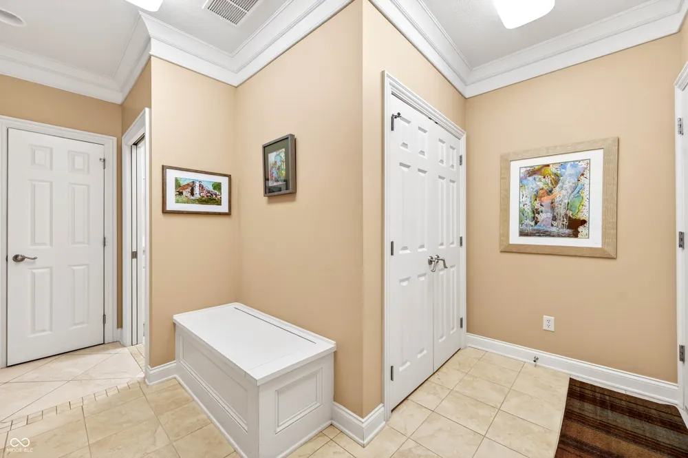 1514 Ashwood Court Greenwood, IN 46143
