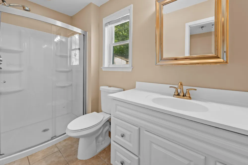 33967 Wadsworth Street Livonia, MI 48150