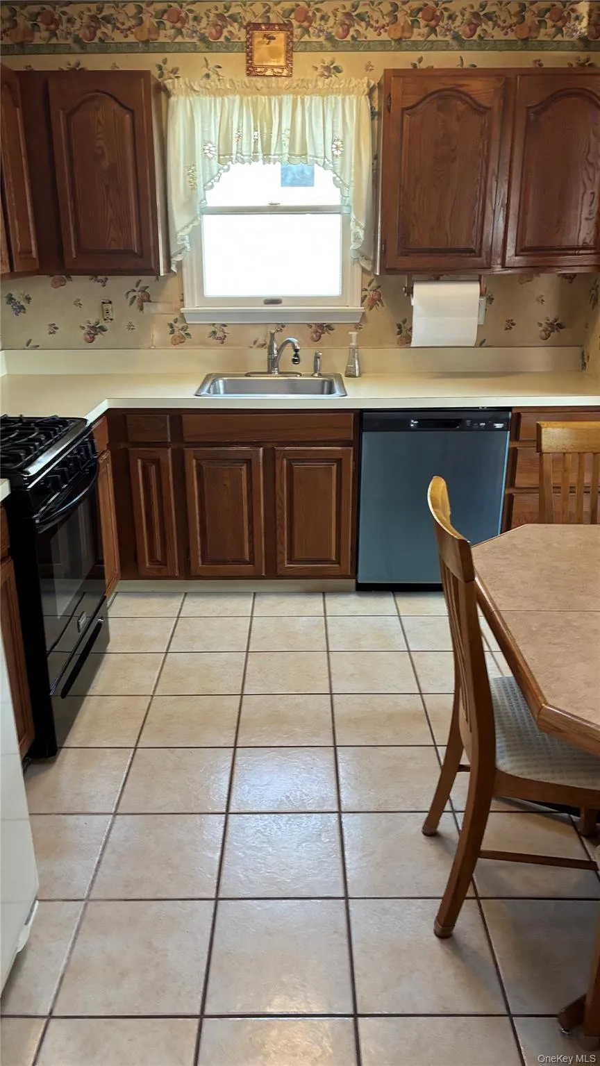 148 Harrison Avenue Bethpage, NY 11714