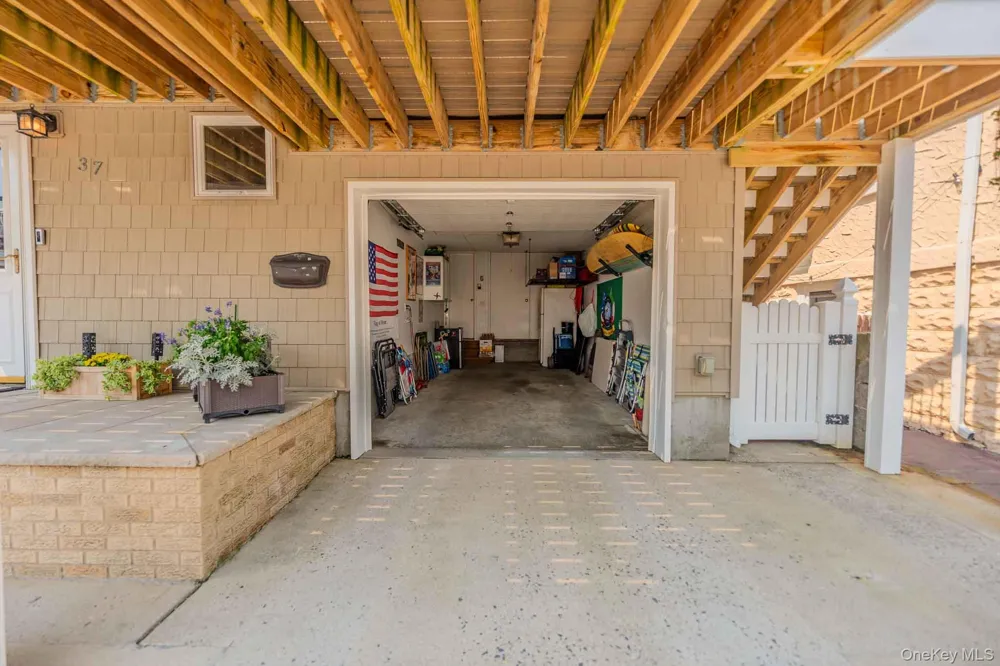 37 Louisiana Street Long Beach, NY 11561