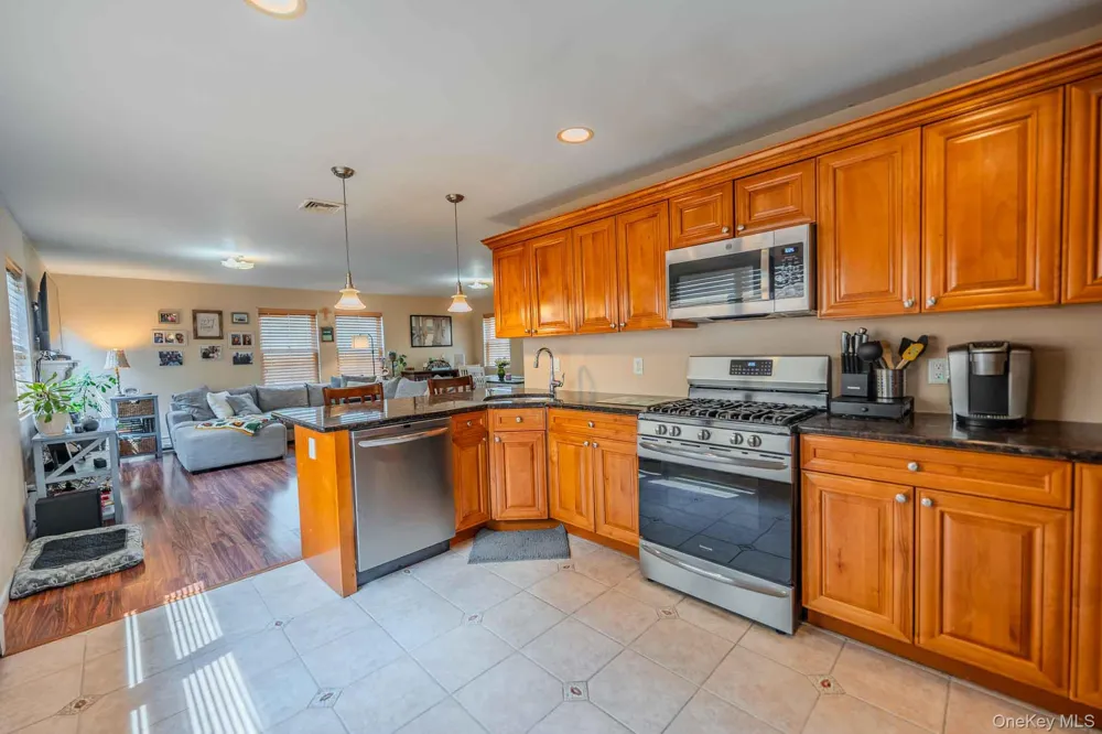 37 Louisiana Street Long Beach, NY 11561