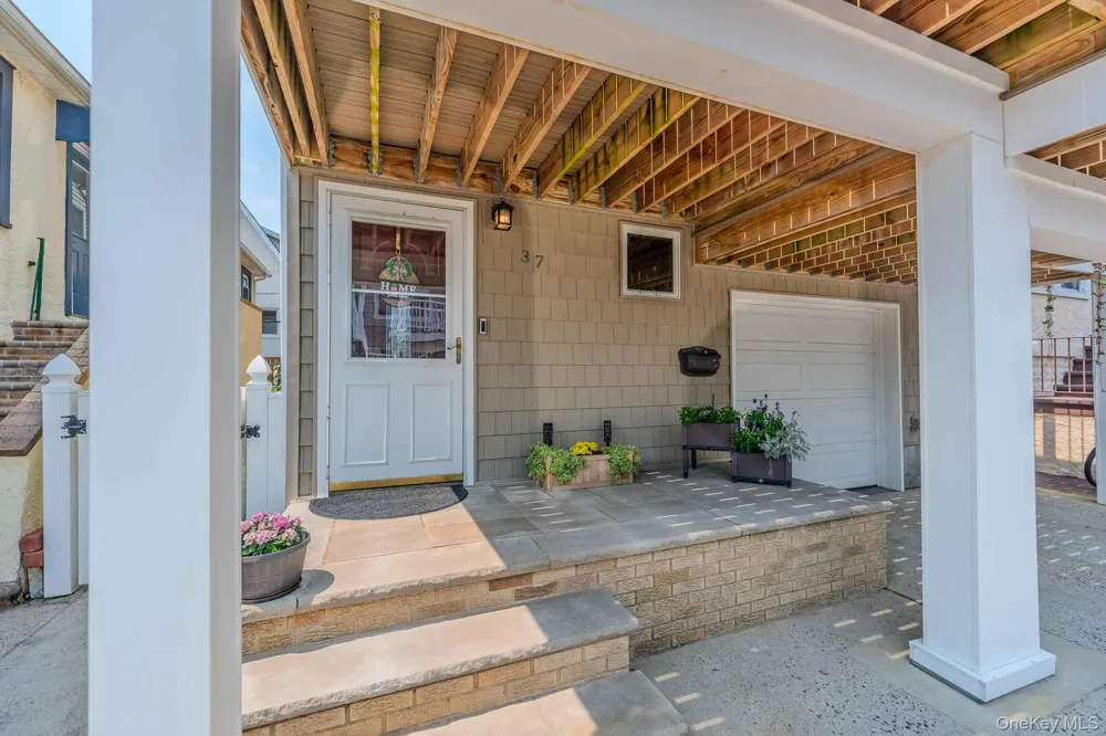 37 Louisiana Street Long Beach, NY 11561