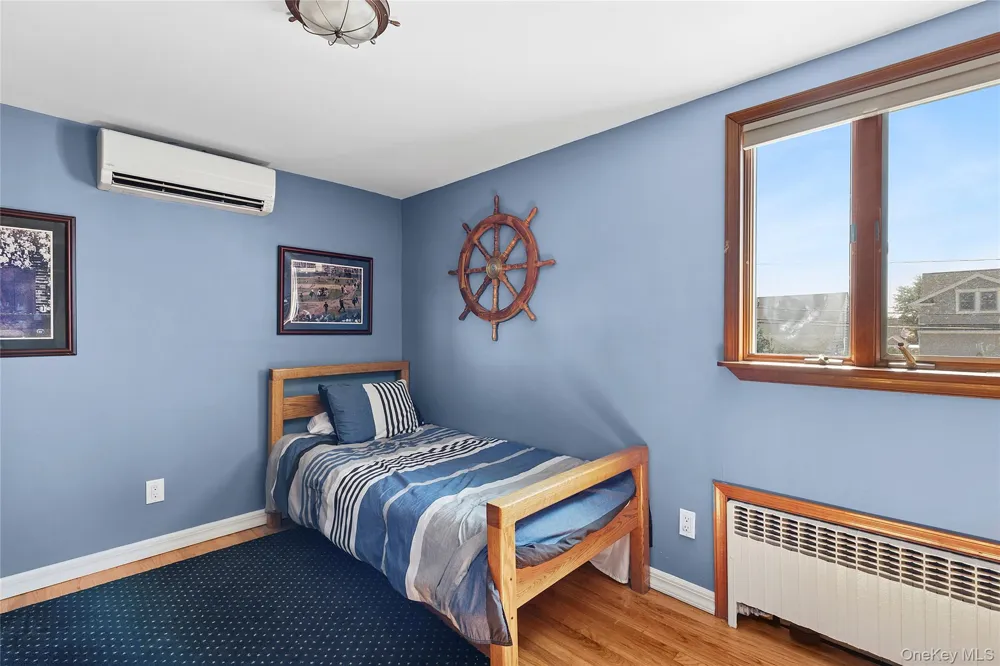 39 Jackson Place Massapequa, NY 11758