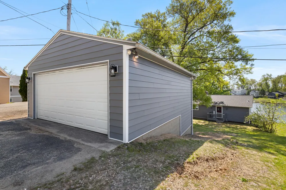1304 Eagle Lake Drive Texas Charter Township, MI 49009