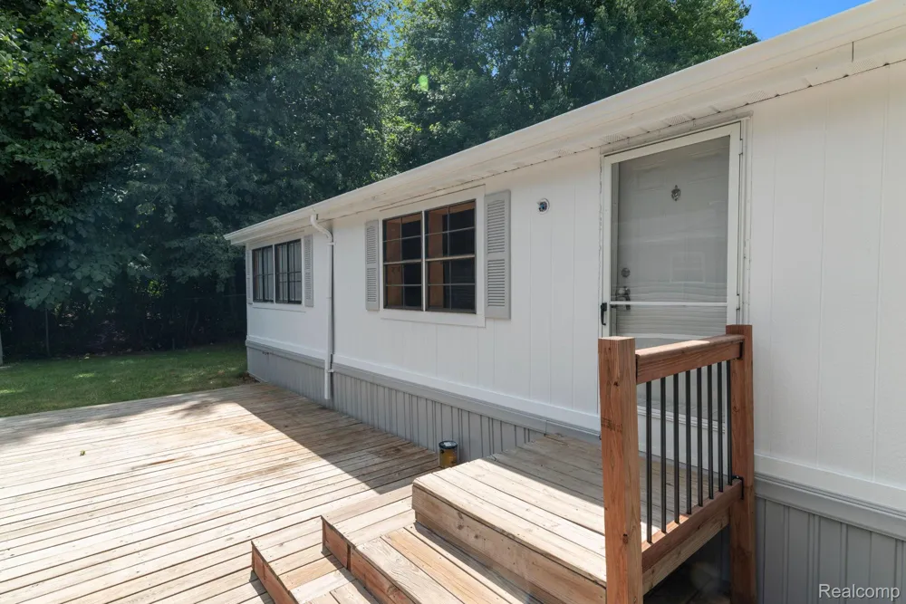 351 North Squirrel Rd #205 Auburn Hills City, MI 48326