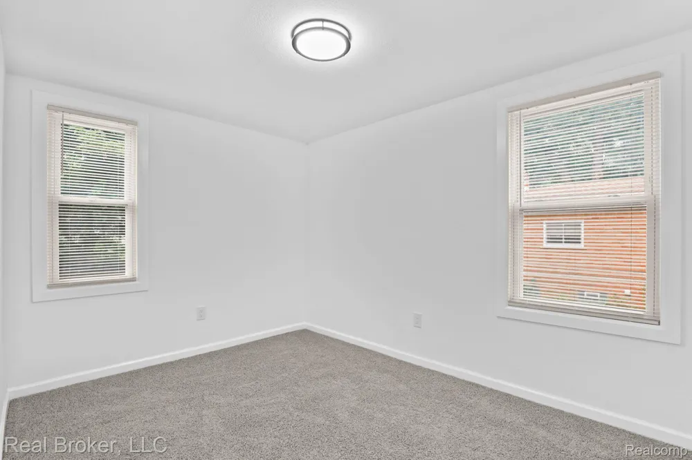 187 Leroy Street Ferndale City, MI 48220