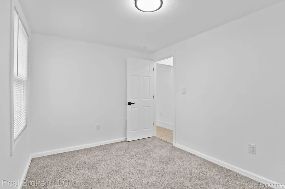 187 Leroy Street Ferndale City, MI 48220