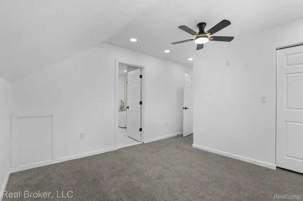 187 Leroy Street Ferndale City, MI 48220