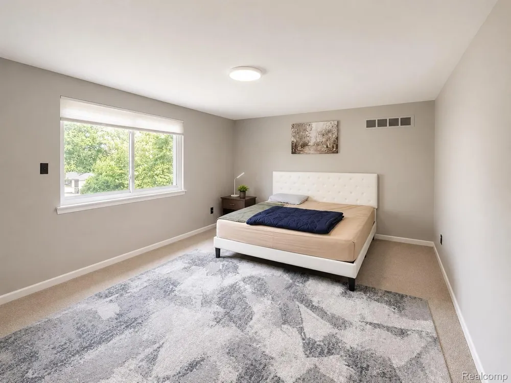2754 Denise Drive Troy City, MI 48085
