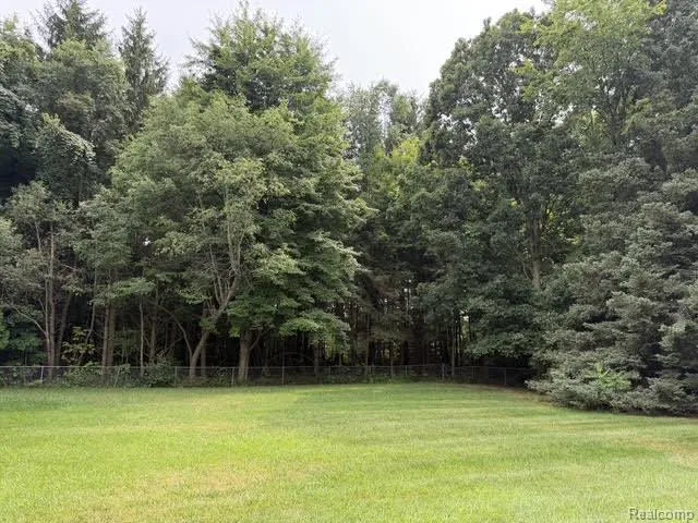 3595 Davison Lake Road Brandon Charter Township, MI 48462
