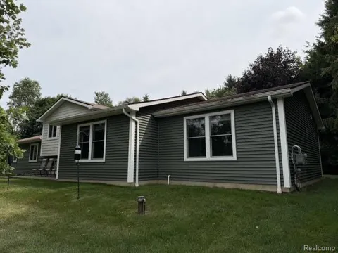 3595 Davison Lake Road
