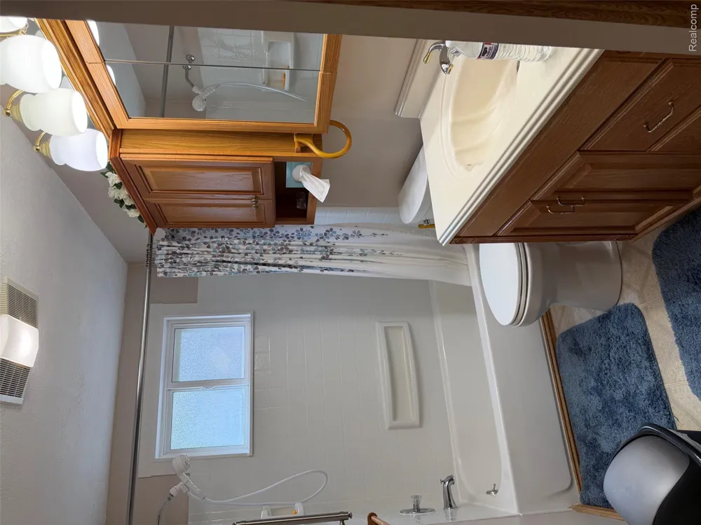 3595 Davison Lake Road Brandon Charter Township, MI 48462