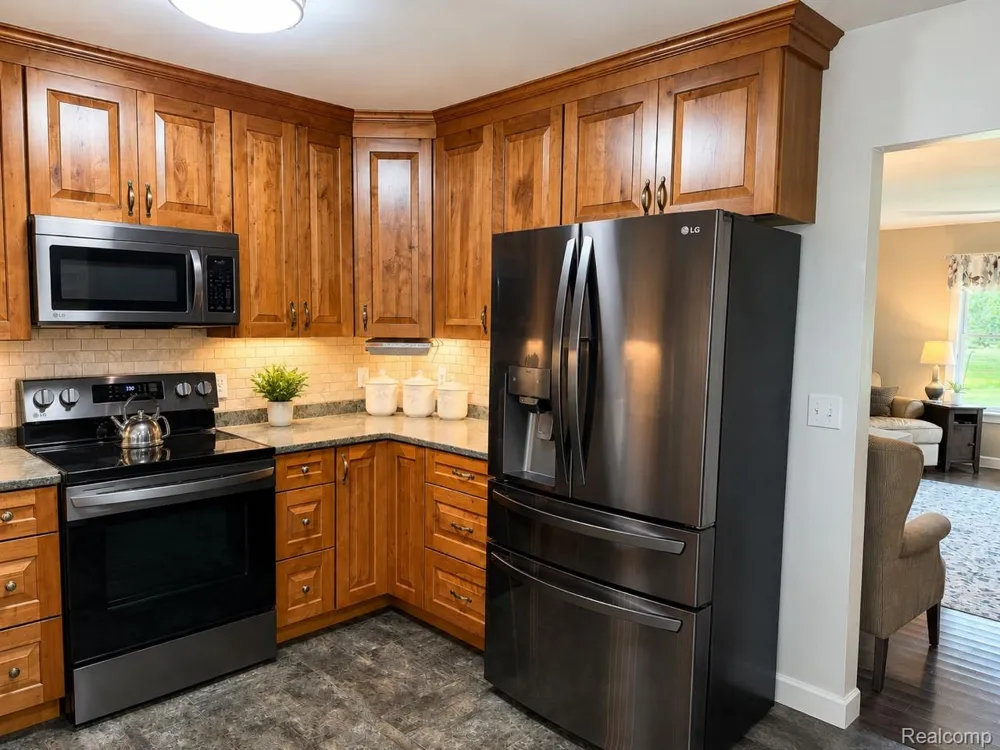 3595 Davison Lake Road Brandon Charter Township, MI 48462
