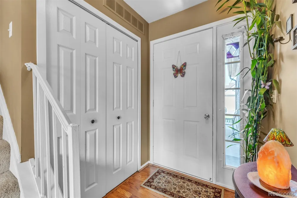 22672 Woodcreek Drive Brownstown Charter Township, MI 48134