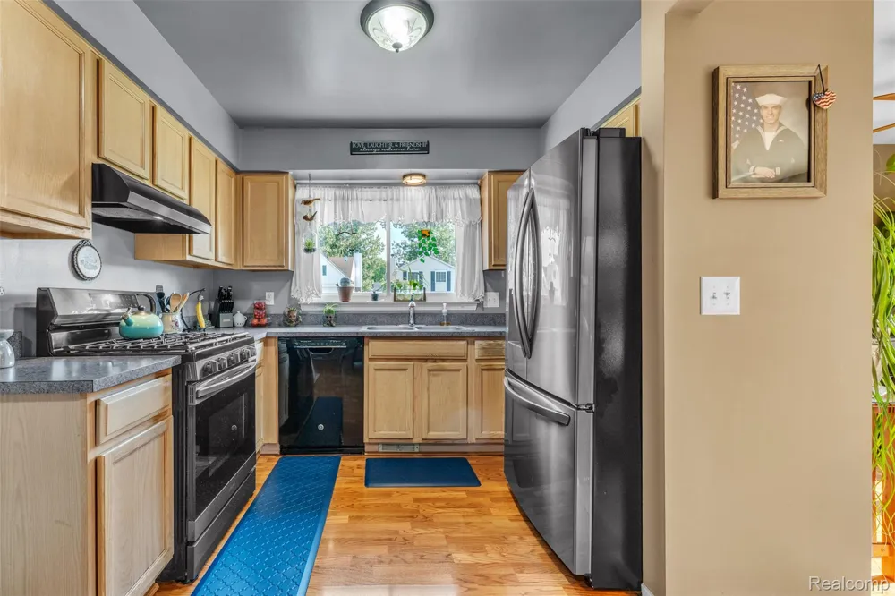 22672 Woodcreek Drive Brownstown Charter Township, MI 48134