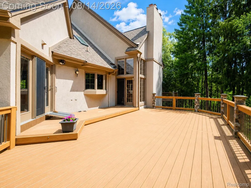 13130 Pine Meadow Drive Tyrone Township, MI 48430