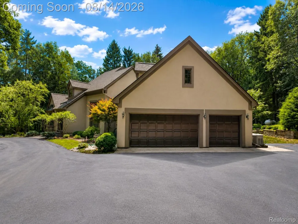 13130 Pine Meadow Drive Tyrone Township, MI 48430