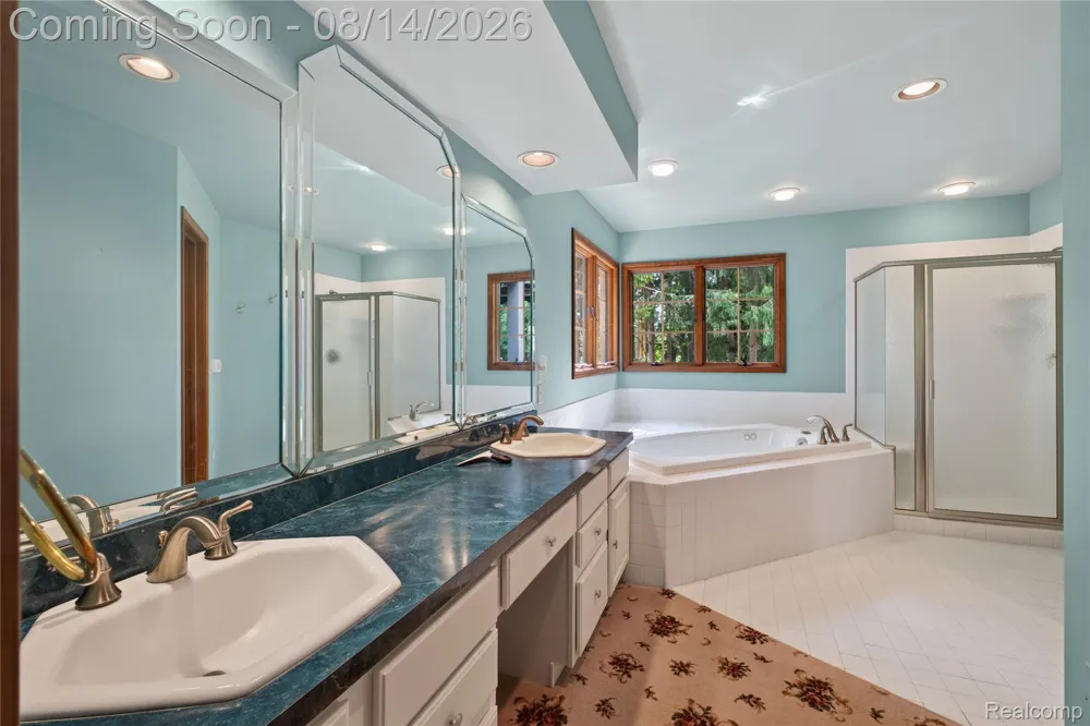 13130 Pine Meadow Drive Tyrone Township, MI 48430