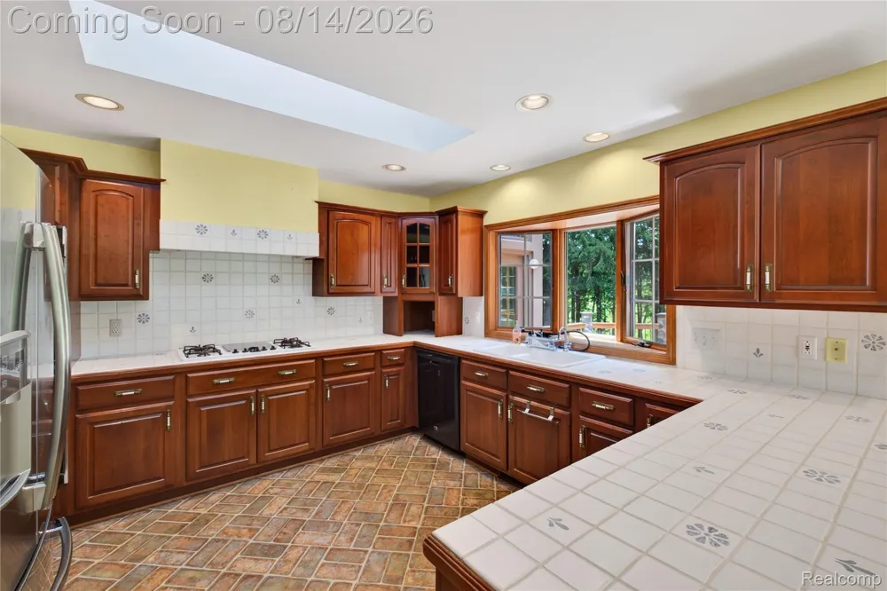13130 Pine Meadow Drive Tyrone Township, MI 48430