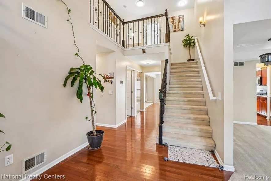 16304 Mulberry Way Northville Township, MI 48168