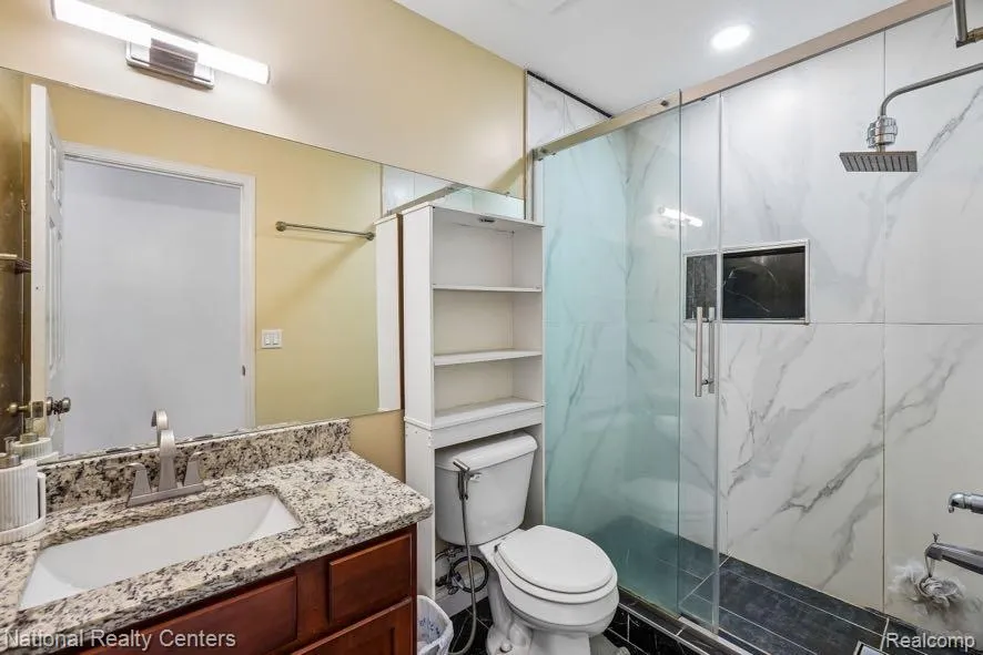 16304 Mulberry Way Northville Township, MI 48168
