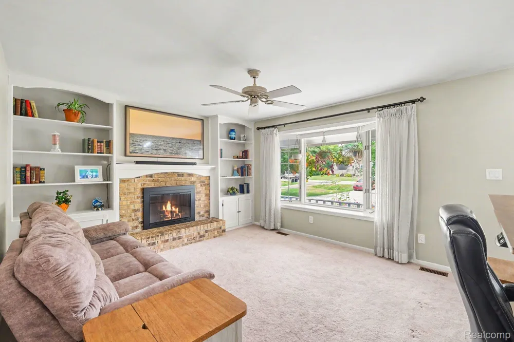10361 Coldwater Road Flushing Charter Township, MI 48433