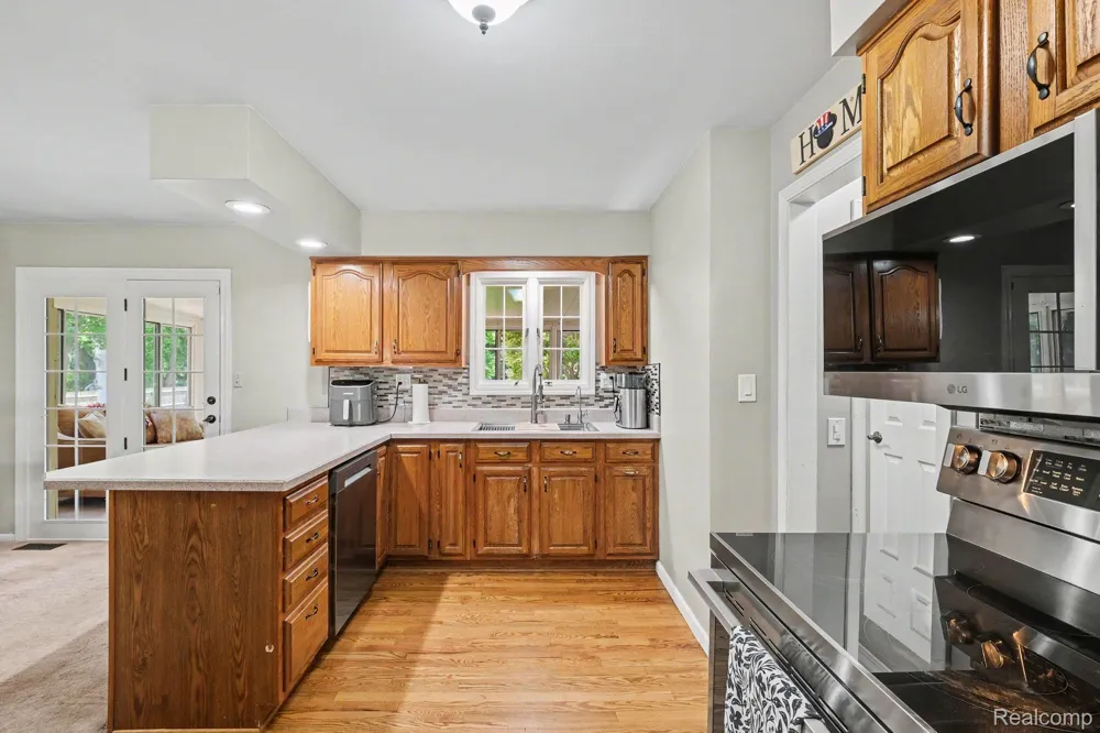 10361 Coldwater Road Flushing Charter Township, MI 48433