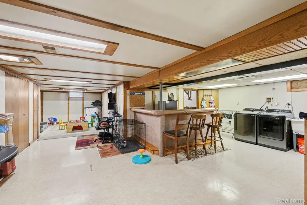 10361 Coldwater Road Flushing Charter Township, MI 48433