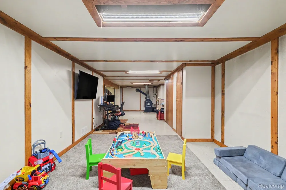 10361 Coldwater Road Flushing Charter Township, MI 48433