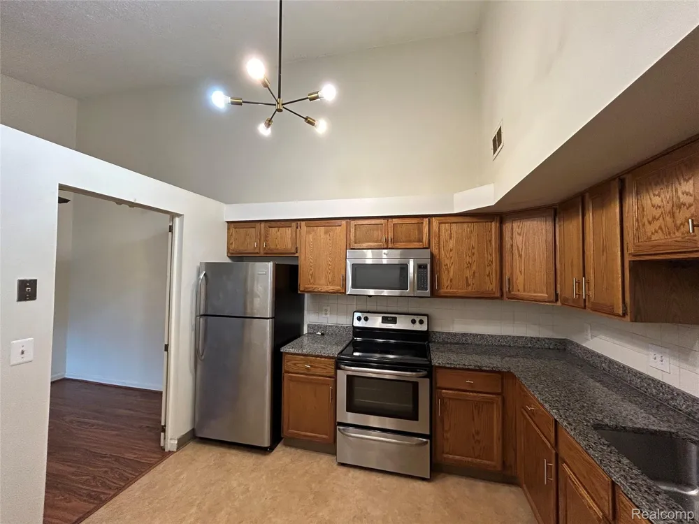 19257 Surrey Lane Northville Township, MI 48167