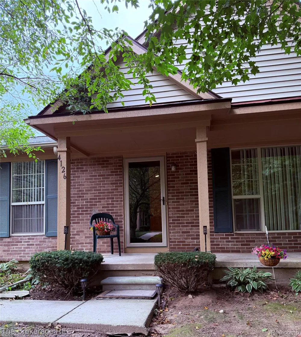 4126 Stonebridge Holly Township, MI 48442