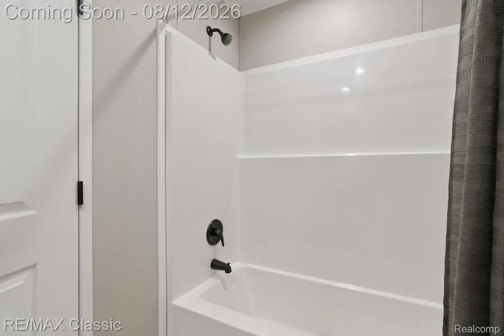 7105 W Vienna Road Montrose Charter Township, MI 48420