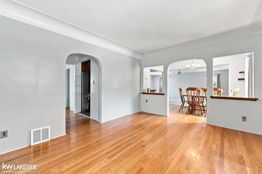 5563 NORTHLAWN DRIVE Sterling Heights City, MI 48310
