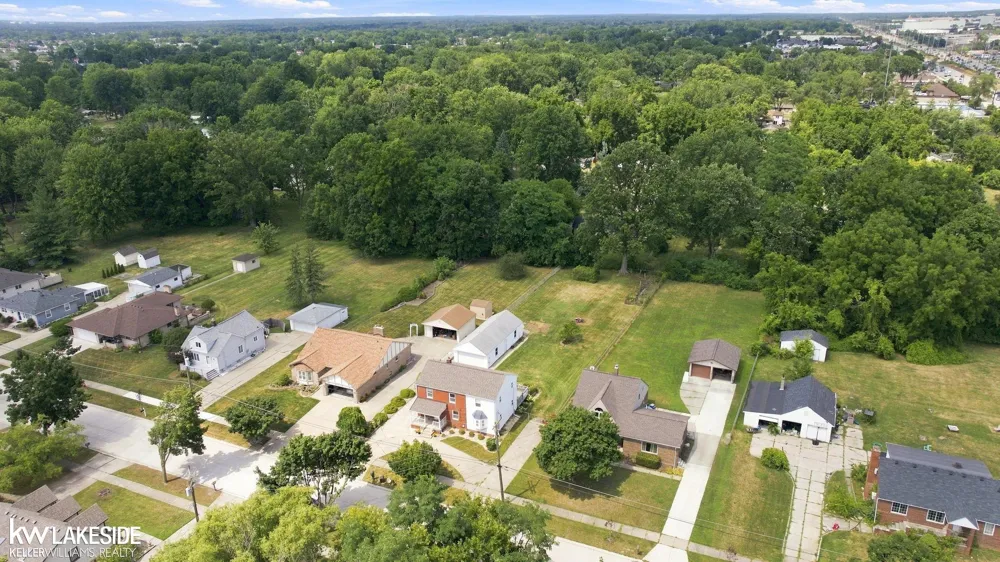 5563 NORTHLAWN DRIVE Sterling Heights City, MI 48310